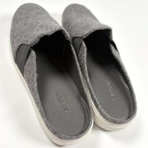Vince Blair Sneakers Mule Shoes Women’s Size 7.5 Gray Wool Slip-On